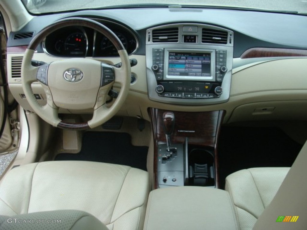 2011 Toyota Avalon Limited Dashboard Photos