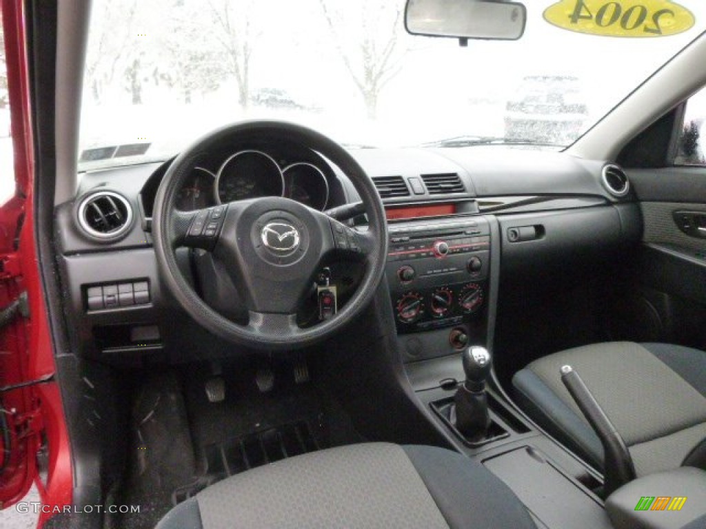 Black Interior 2004 Mazda MAZDA3 i Sedan Photo #88287039