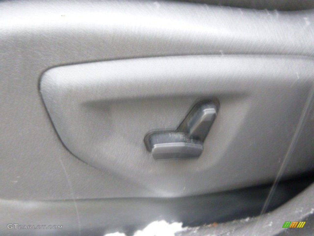 2008 Commander Sport 4x4 - Light Graystone Pearl / Dark Slate Gray photo #14