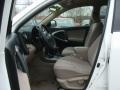 Super White - RAV4 4WD Photo No. 7