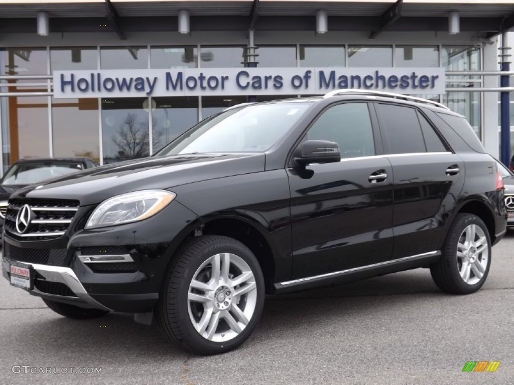 2014 ML 350 BlueTEC 4Matic - Black / Black photo #1