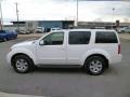 2007 Avalanche White Nissan Pathfinder LE 4x4  photo #8