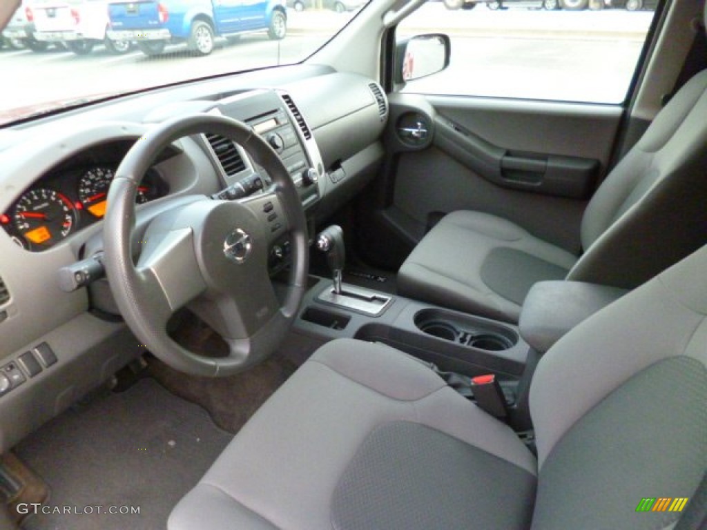 2011 Xterra S 4x4 - Red Brick / Gray photo #16