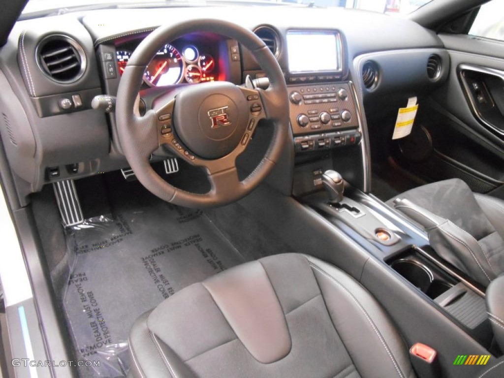 Black Leather/Synthetic Suede Interior 2014 Nissan GT-R Premium Photo #88291188