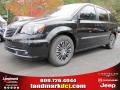 2014 Brilliant Black Crystal Pearl Chrysler Town & Country S  photo #1