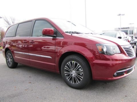 2014 Chrysler Town & Country S Data, Info and Specs