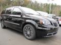 2014 Brilliant Black Crystal Pearl Chrysler Town & Country S  photo #4