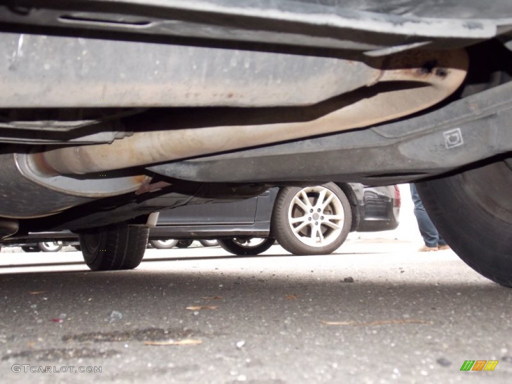 1987 Merkur XR4Ti Standard XR4Ti Model Undercarriage Photo #88293552