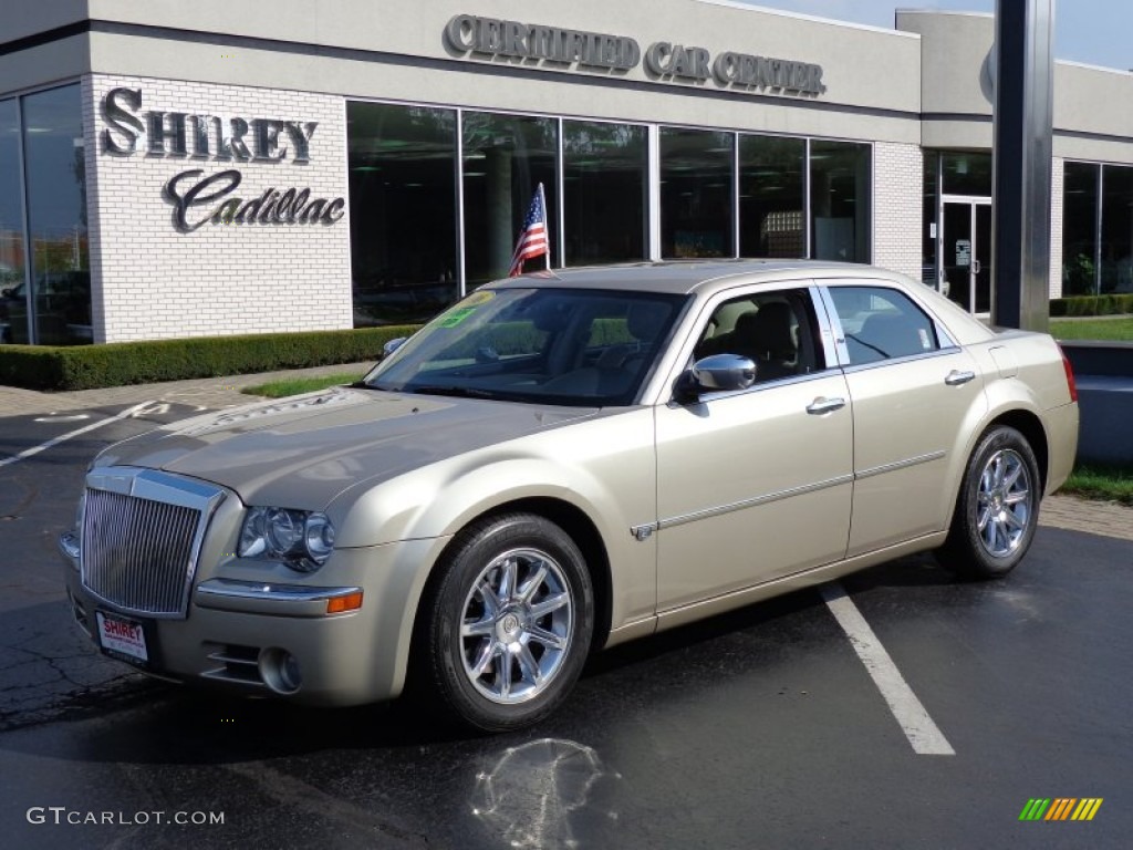 2006 300 C HEMI - Linen Gold Metallic / Dark Slate Gray/Light Graystone photo #1