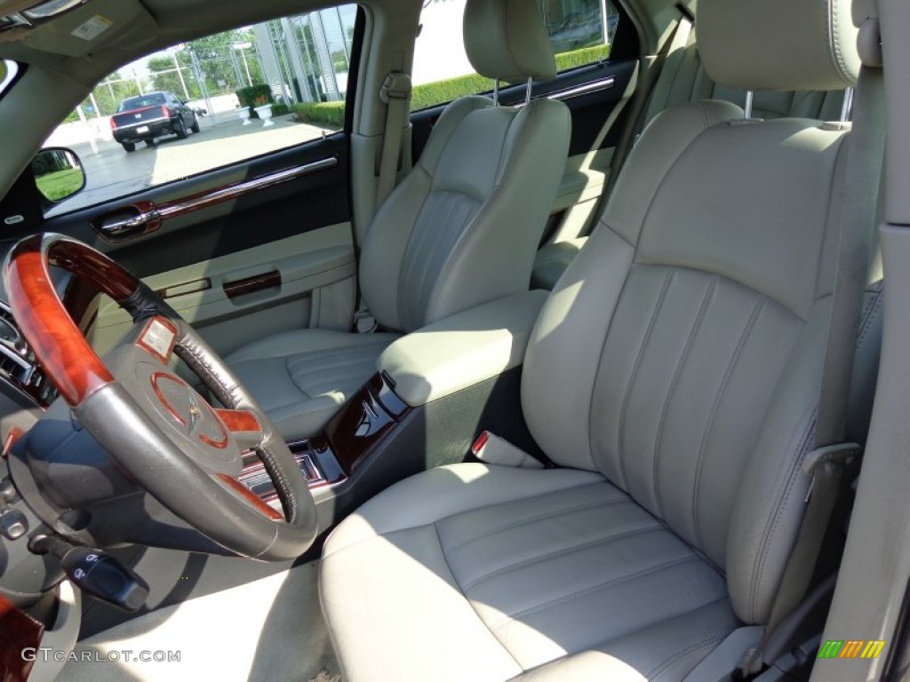 2006 300 C HEMI - Linen Gold Metallic / Dark Slate Gray/Light Graystone photo #13