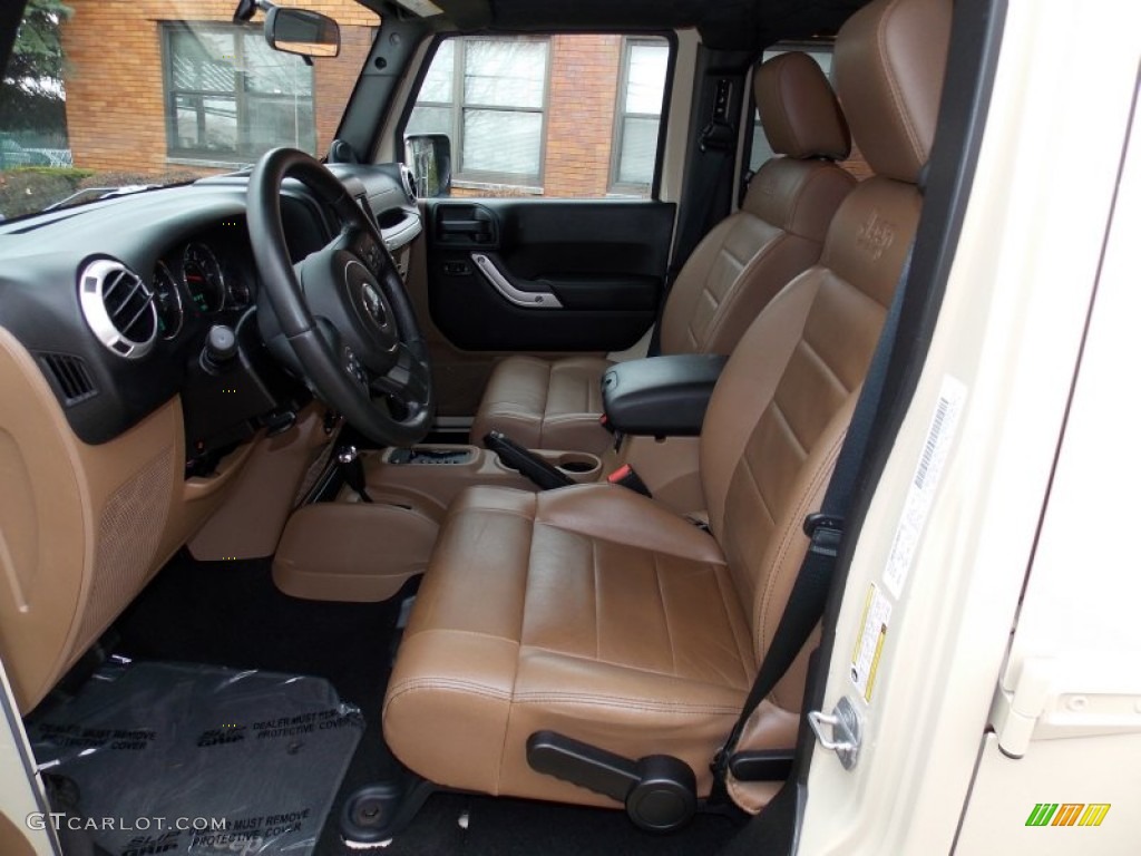 2011 Jeep Wrangler Unlimited Sahara 4x4 Front Seat Photo #88294062