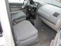 Stone White - Grand Caravan SE Photo No. 11