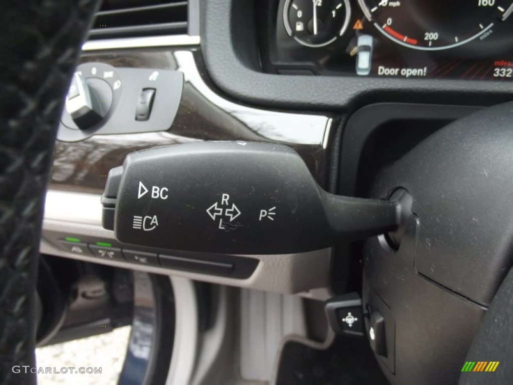 2011 BMW 5 Series 550i xDrive Gran Turismo Controls Photo #88297347