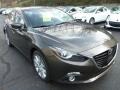 Front 3/4 View of 2014 MAZDA3 s Touring 5 Door