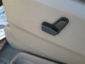 Atlantis Blue Metallic - Routan SE Photo No. 21