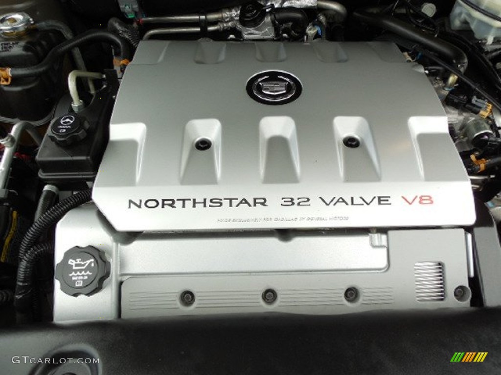 2002 Cadillac DeVille DTS Engine Photos