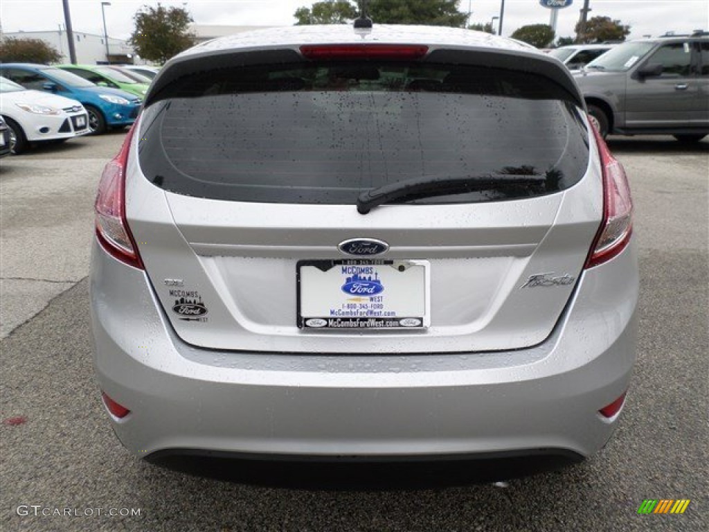 2014 Fiesta SE Hatchback - Ingot Silver / Medium Light Stone photo #4