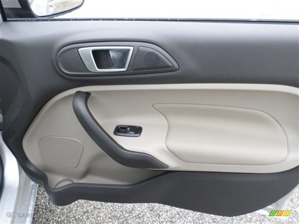 2014 Fiesta SE Hatchback - Ingot Silver / Medium Light Stone photo #10