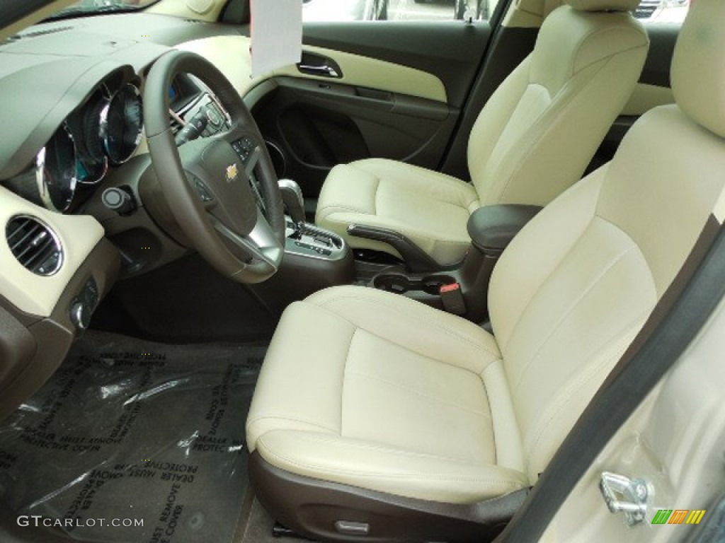 2011 Chevrolet Cruze LTZ Front Seat Photo #88304264
