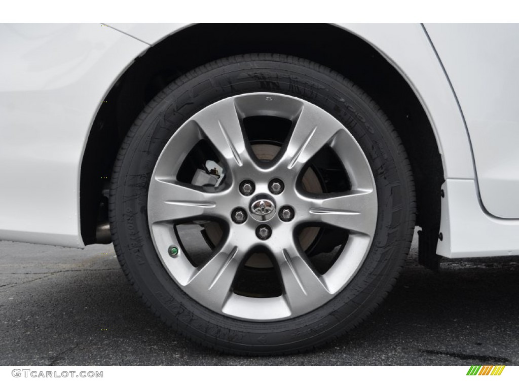 2014 Toyota Sienna SE Wheel Photo #88315657