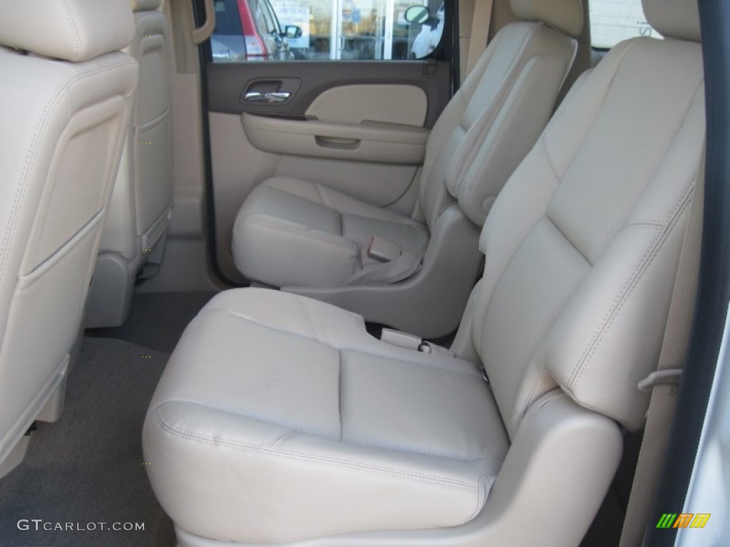 2014 Suburban LTZ 4x4 - Summit White / Light Cashmere/Dark Cashmere photo #7