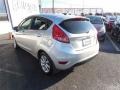 Ingot Silver Metallic - Fiesta SE Hatchback Photo No. 7