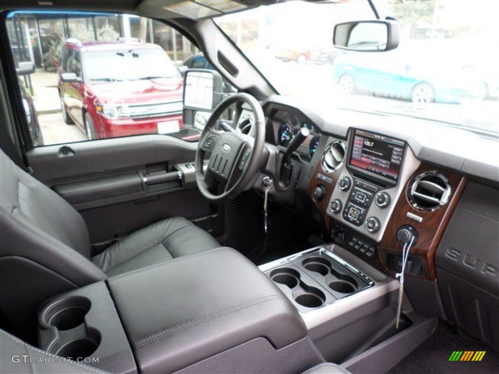 2014 F250 Super Duty Lariat Crew Cab 4x4 - Tuxedo Black Metallic / Black photo #13