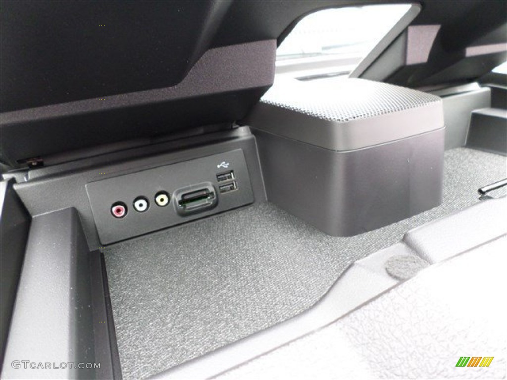 2014 F250 Super Duty Lariat Crew Cab 4x4 - Tuxedo Black Metallic / Black photo #28