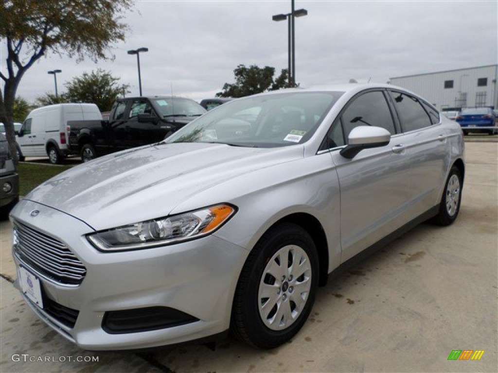 2014 Fusion S - Ingot Silver / Earth Gray photo #1