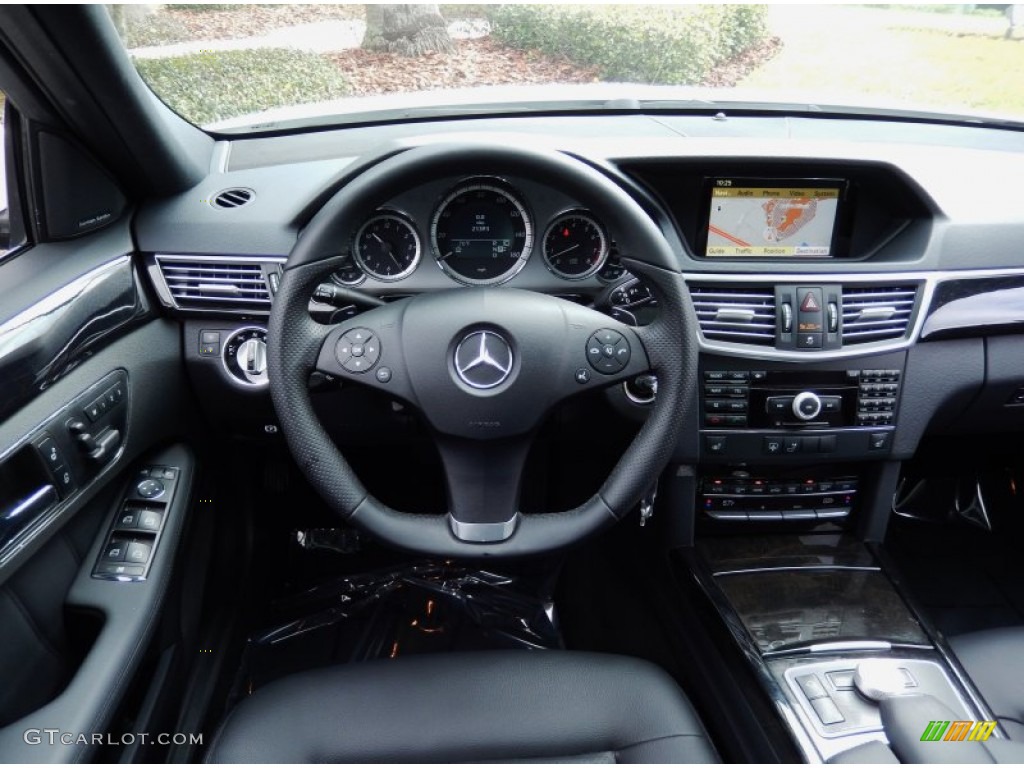 2010 Mercedes-Benz E 350 Sedan Dashboard Photos