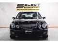 Black - E 320 Sedan Photo No. 2