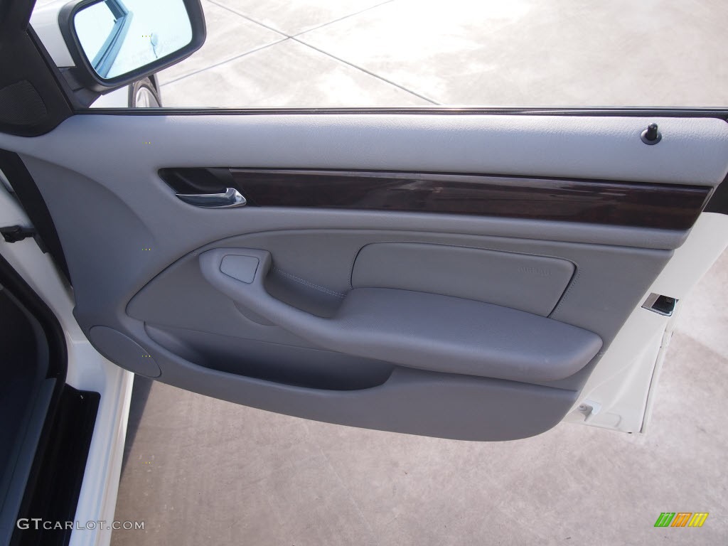 2003 BMW 3 Series 325i Sedan Grey Door Panel Photo #88327741