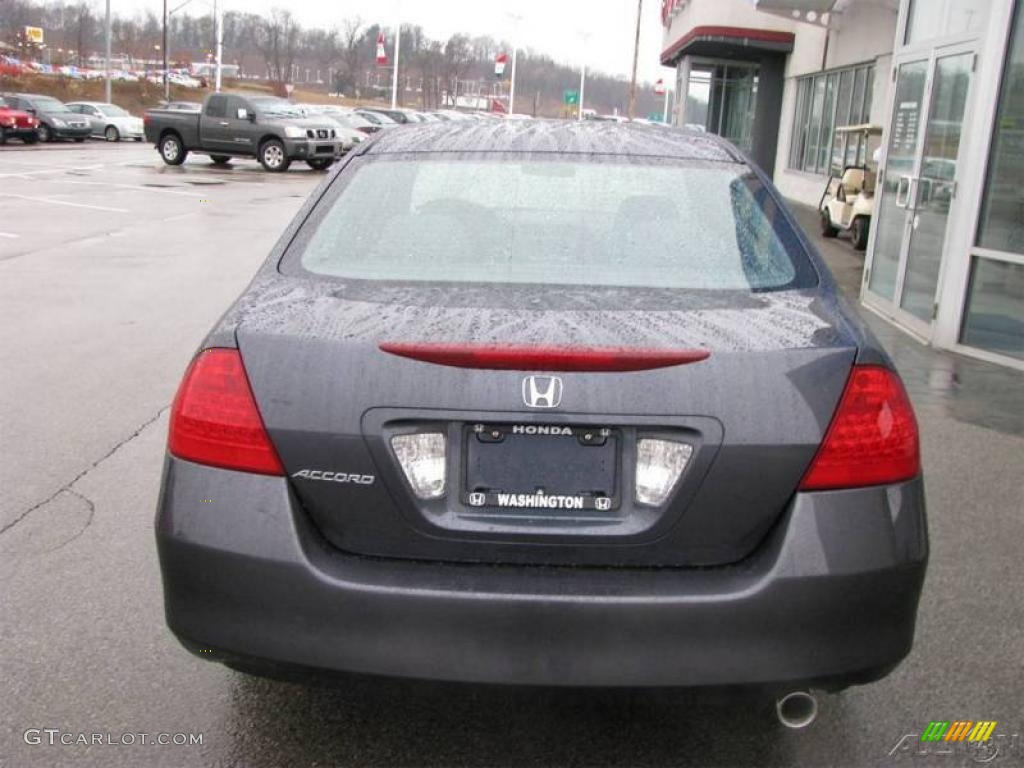 2007 Accord SE Sedan - Graphite Pearl / Gray photo #5