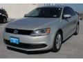 2011 White Gold Metallic Volkswagen Jetta SE Sedan  photo #3
