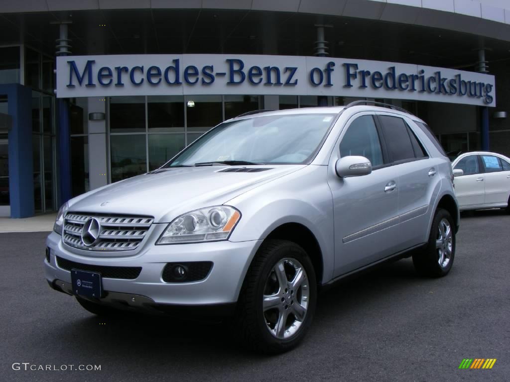 Iridium Silver Metallic Mercedes-Benz ML