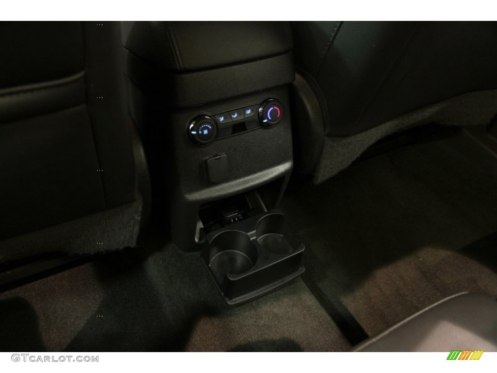 2013 Explorer XLT 4WD - Oxford White / Charcoal Black photo #31
