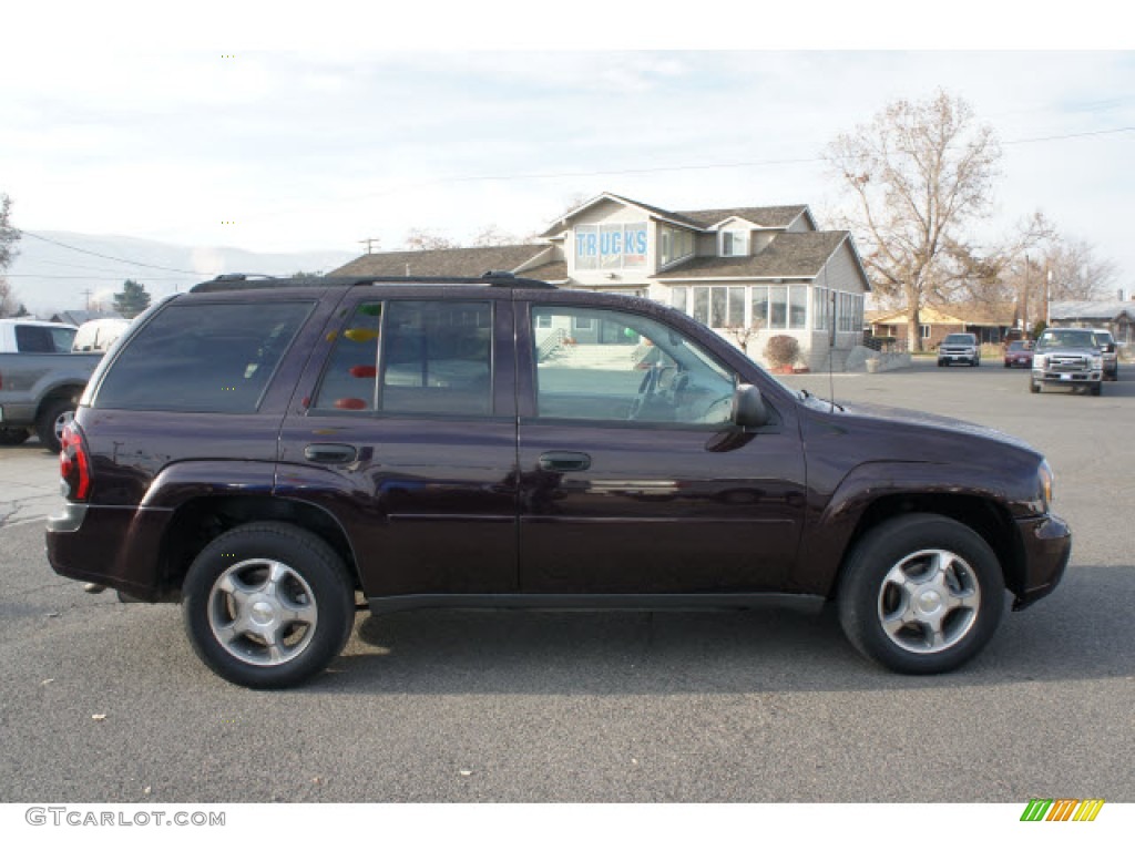 2008 TrailBlazer LS 4x4 - Dark Cherry Metallic / Light Gray photo #4