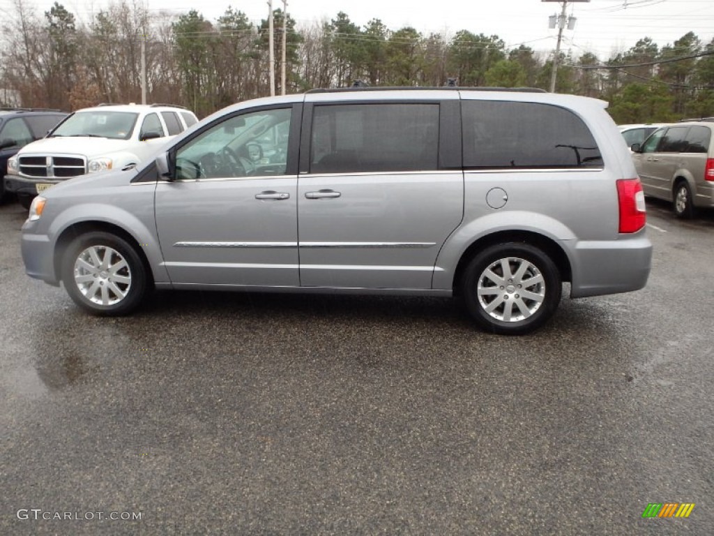 Billet Silver Metallic 2013 Chrysler Town & Country Touring Exterior Photo #88335910