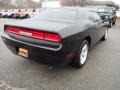 Pitch Black - Challenger SXT Photo No. 7