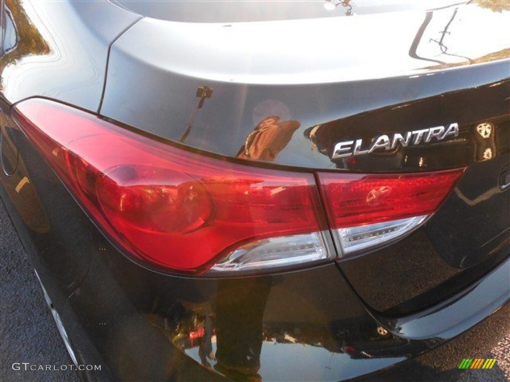 2012 Elantra GLS - Midnight Black / Gray photo #10
