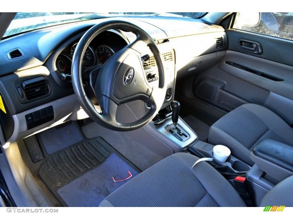 Graphite Gray Interior 2006 Subaru Forester 2.5 X Photo #88339552