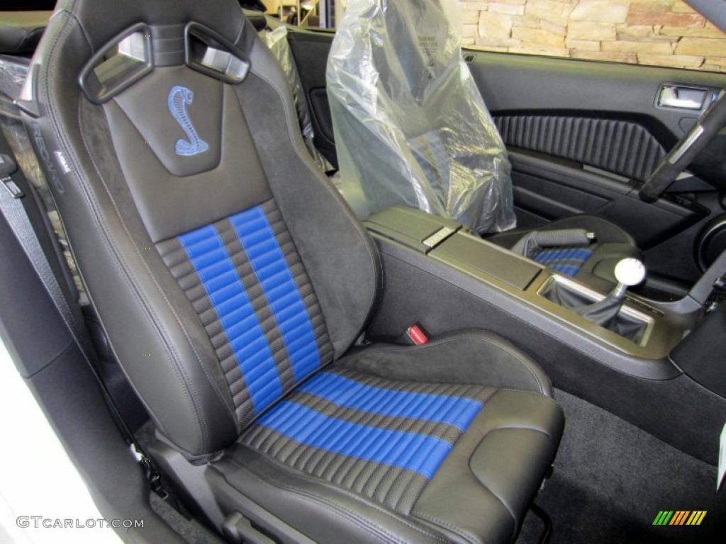 2014 Ford Mustang Shelby GT500 SVT Performance Package Convertible Front Seat Photo #88339792