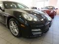 Basalt Black Metallic - Panamera 4 Photo No. 7