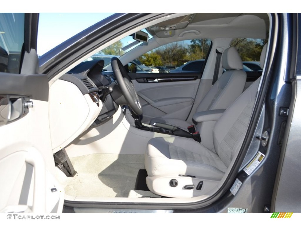Moonrock Interior 2014 Volkswagen Passat TDI SEL Premium Photo #88340408