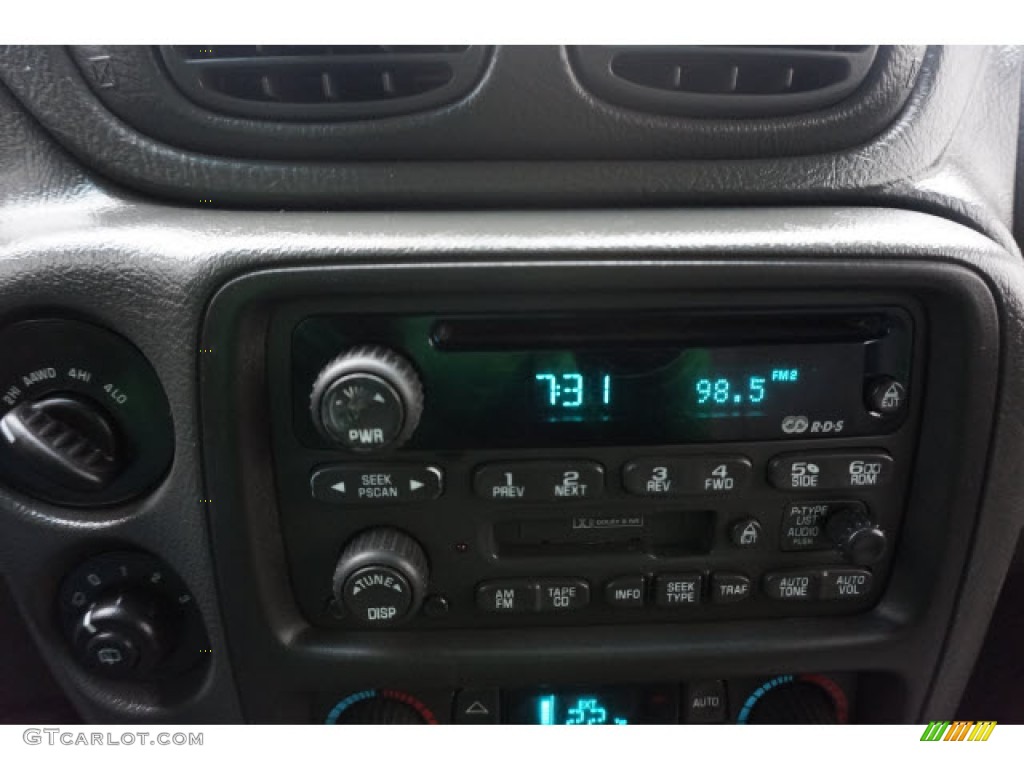 2002 TrailBlazer LTZ 4x4 - Onyx Black / Dark Pewter photo #10