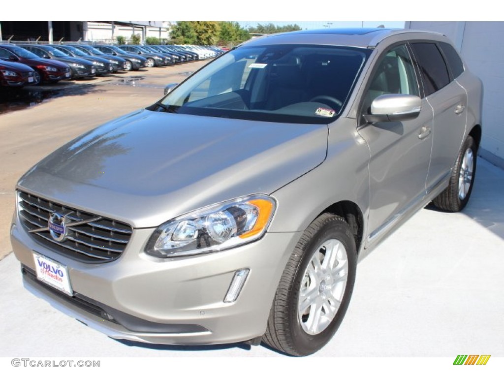 2014 XC60 3.2 - Seashell Metallic / Black photo #3