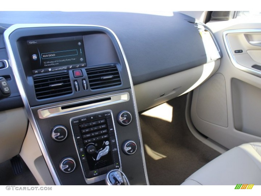 2014 Volvo XC60 3.2 Controls Photo #88345321