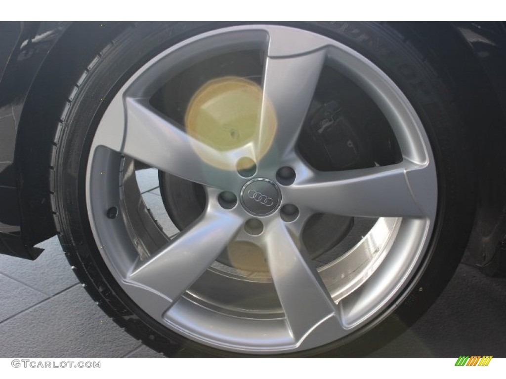 2014 Audi S8 quattro S Wheel Photo #88345663