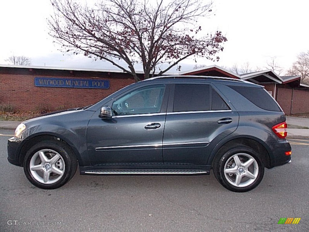 Capri Blue Metallic 2011 Mercedes-Benz ML 550 4Matic Exterior Photo #88350506