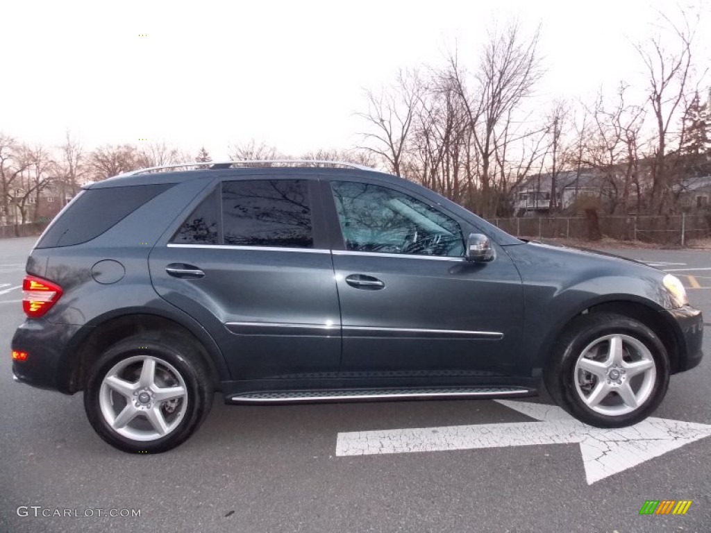 Capri Blue Metallic 2011 Mercedes-Benz ML 550 4Matic Exterior Photo #88350623
